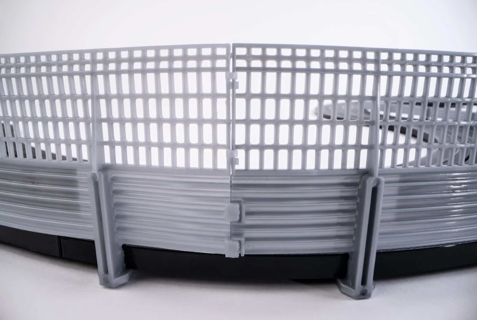 AFX Catch Fence (8) HO Scale - Image 3