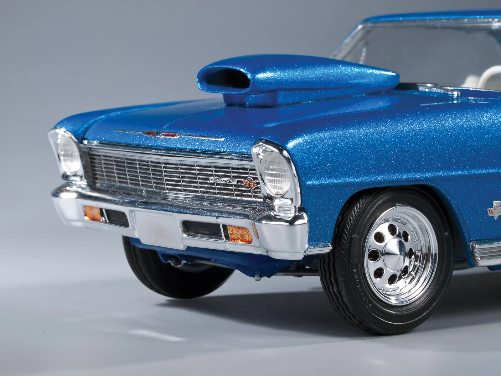AMT 1966 Chevy Nova Pro Street 1:25 Scale Model Kit - Image 8