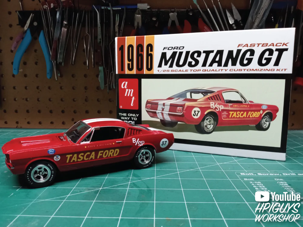 AMT 1966 Ford Mustang Fastback 2+2 1:25 Scale Model Kit - Image 6