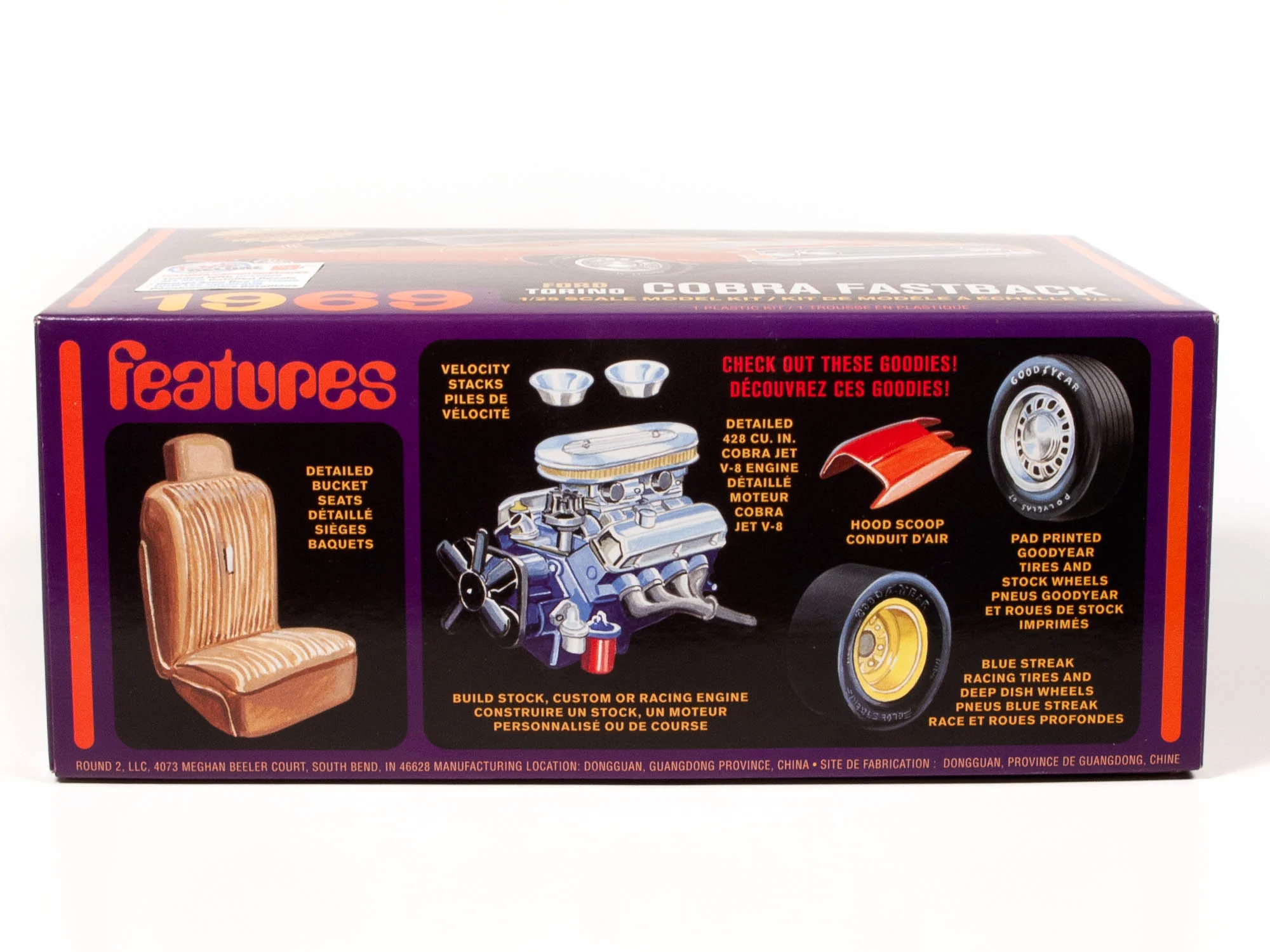 AMT 1969 Ford Torino Cobra Fastback 1:25 Scale Model Kit - Image 3