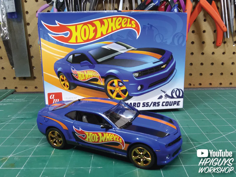 AMT 2010 Chevy Camaro Hot Wheels 1:25 Scale Model Kit - Image 5