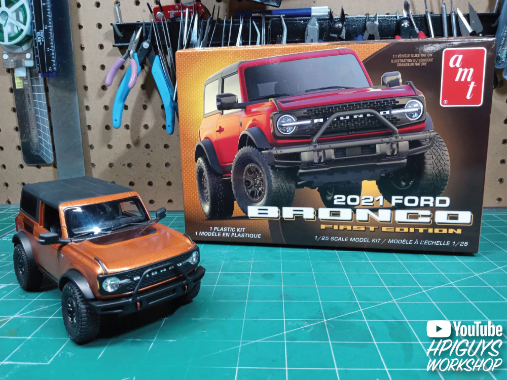 AMT 2021 Ford Bronco 1st Edition 1:25 Scale Model Kit - Image 5