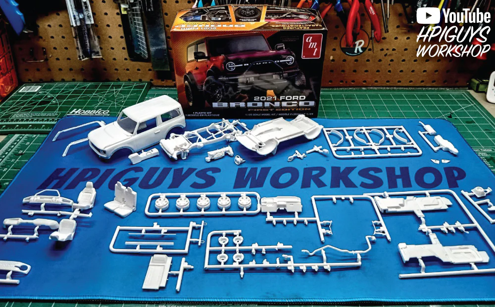 AMT 2021 Ford Bronco 1st Edition 1:25 Scale Model Kit - Image 6