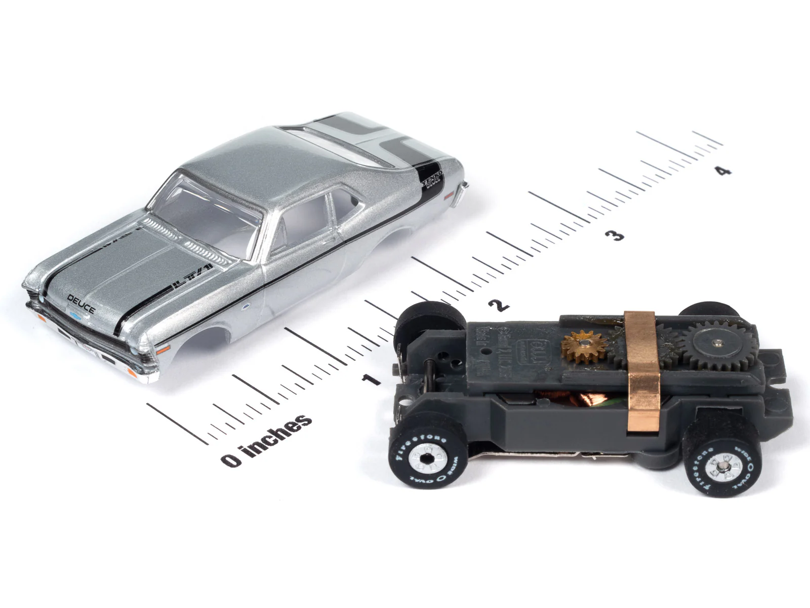 Auto World Thunderjet Yenko 1970 Chevrolet Nova (Silver) HO Slot Car - Image 3