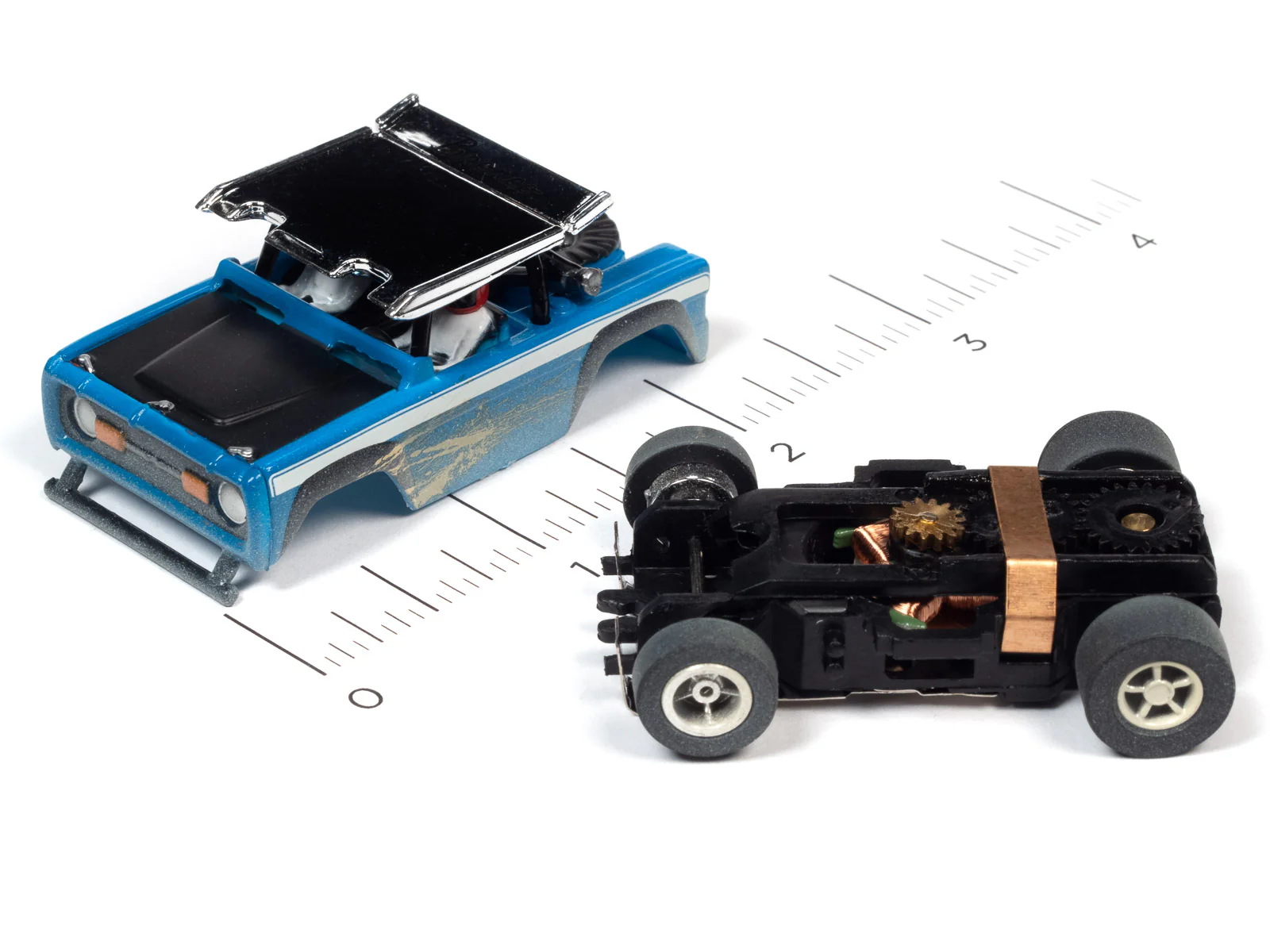 Auto World Xtraction 1971 Ford Baja Bronco Blue HO Scale Slot Car - Image 3