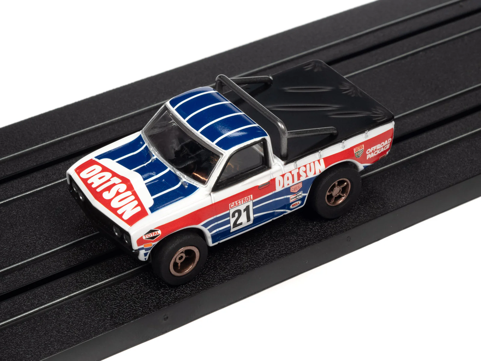 Auto World Xtraction 1975 Datsun 620 Pickup Truck (Red, White, Blue) HO Slot Car - Image 4