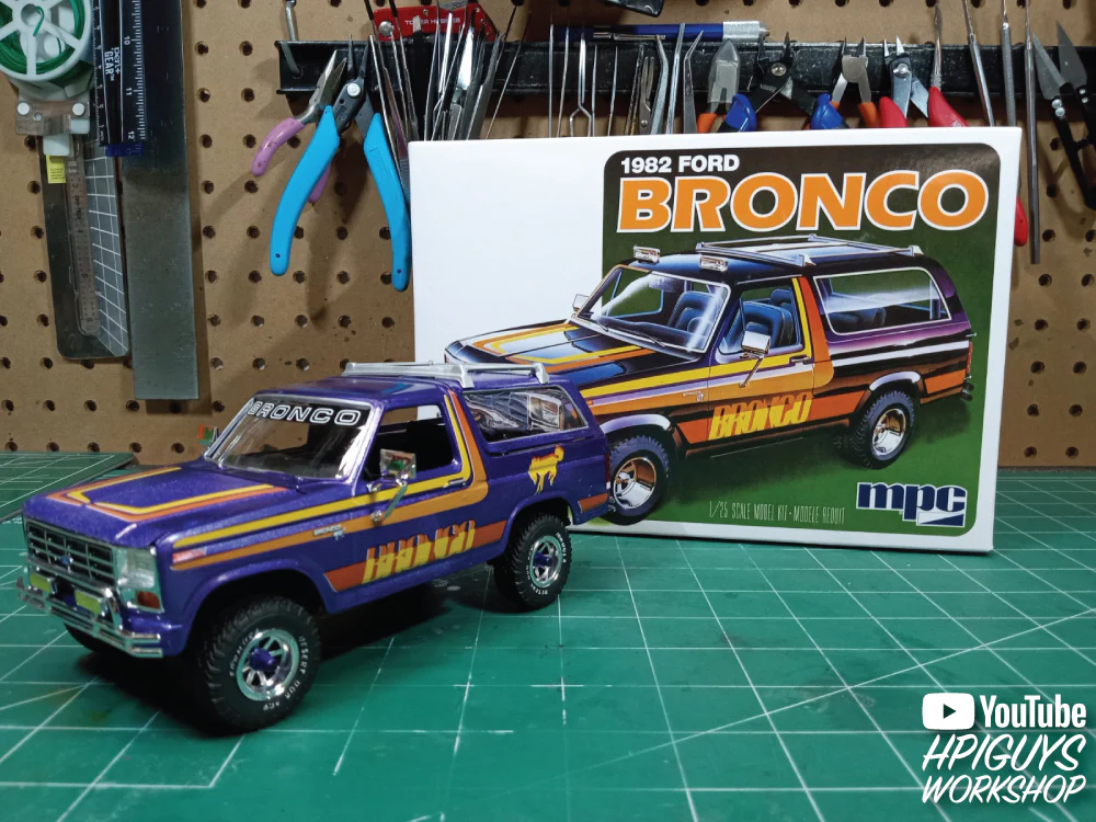 MPC 1982 Ford Bronco 1:25 Scale Model Kit - Image 5