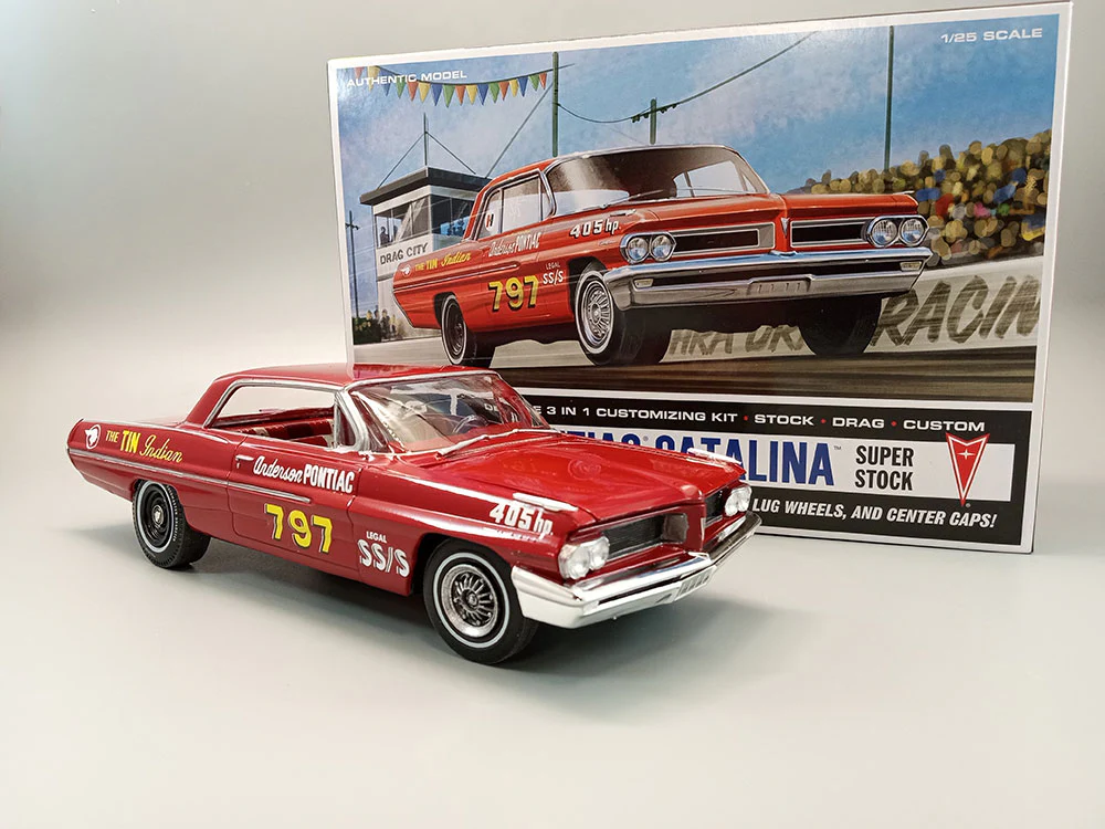AMT 1962 Pontiac Catalina Super Stock 1:25 Scale Model Kit - Image 2