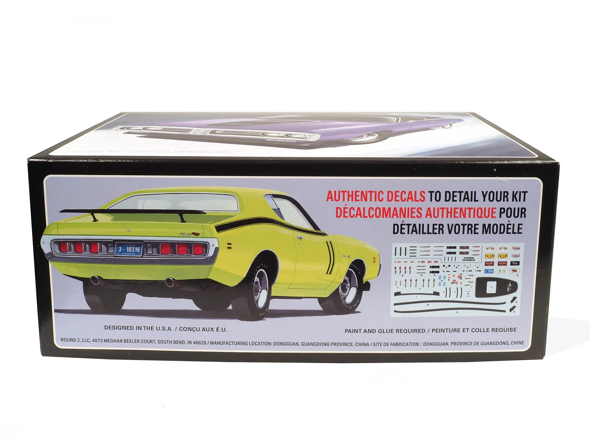 AMT 1971 Dodge Hemi Charger R/T 1:25 Scale Model Kit - Image 4
