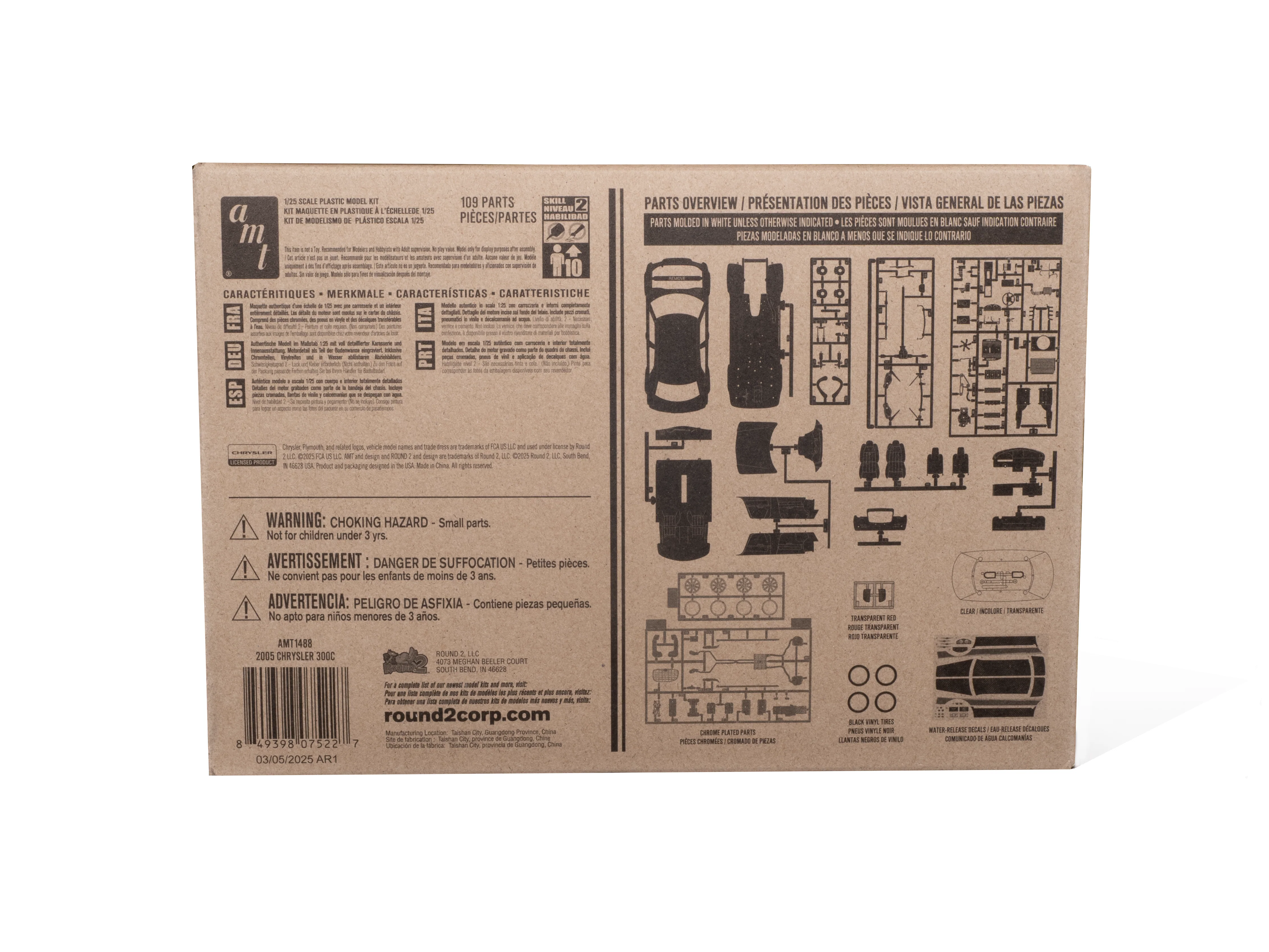 AMT 2005 Chrysler 300C 1:25 Scale Model Kit - Image 6