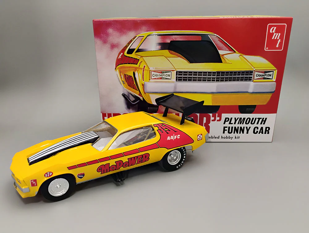 AMT "Mopower" Plymouth Funny Car 1:25 Scale Model Kit - Image 2