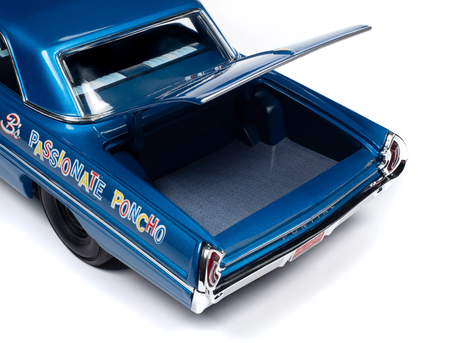 Auto World 1962 Pontiac Catalina Hardtop Legends of the Quarter Mile 1:18 Scale Diecast - Image 11