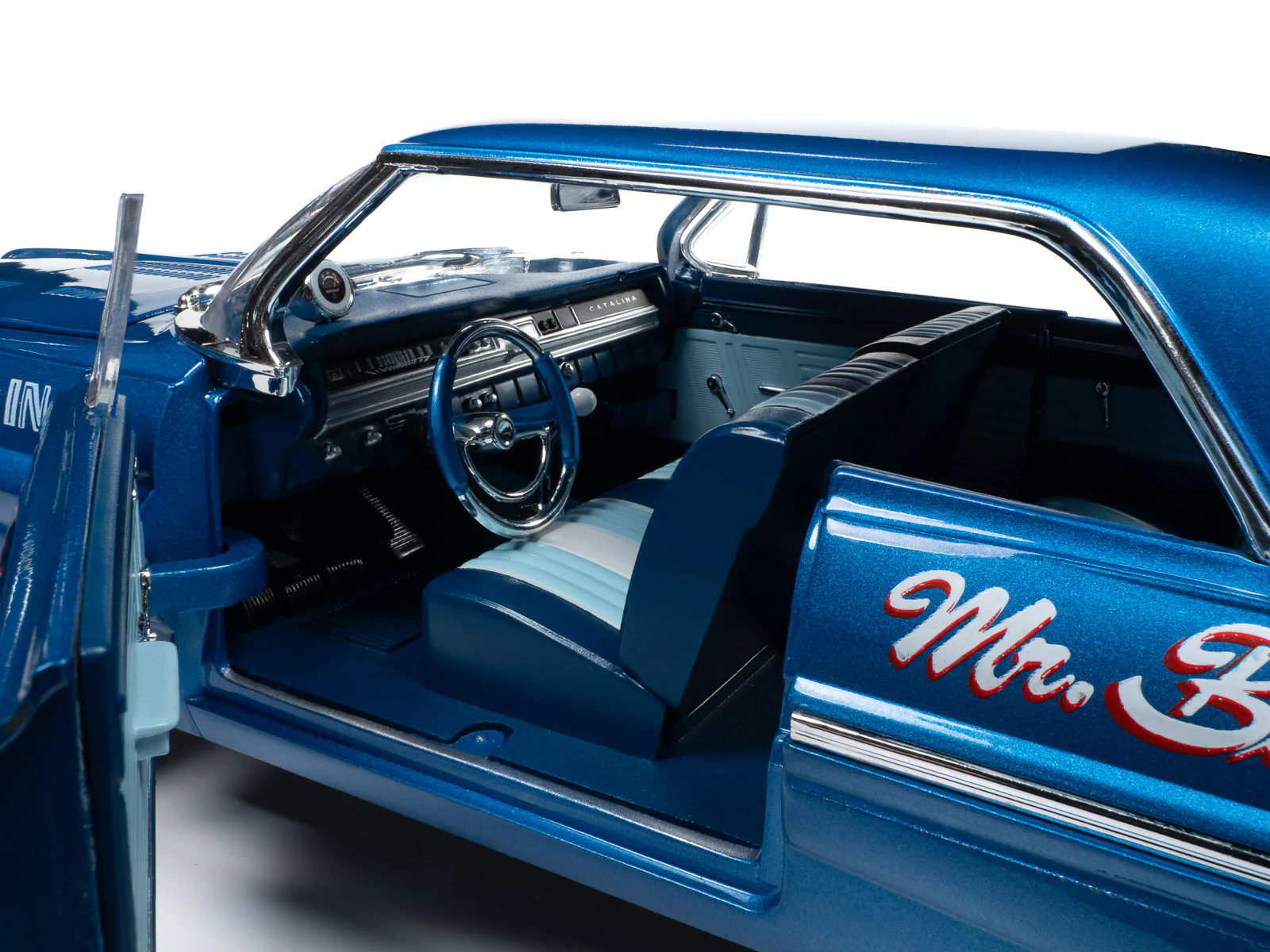 Auto World 1962 Pontiac Catalina Hardtop Legends of the Quarter Mile 1:18 Scale Diecast - Image 9