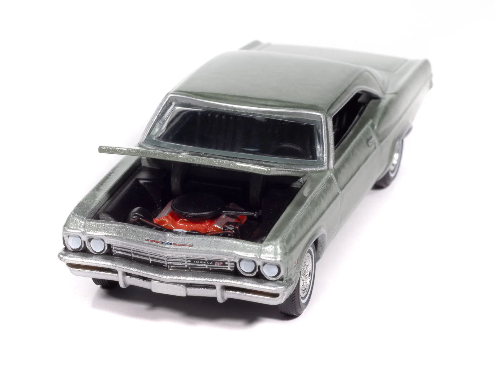 Auto World 1965 Chevrolet Impala (Willow Green) 1:64 Diecast - Image 3