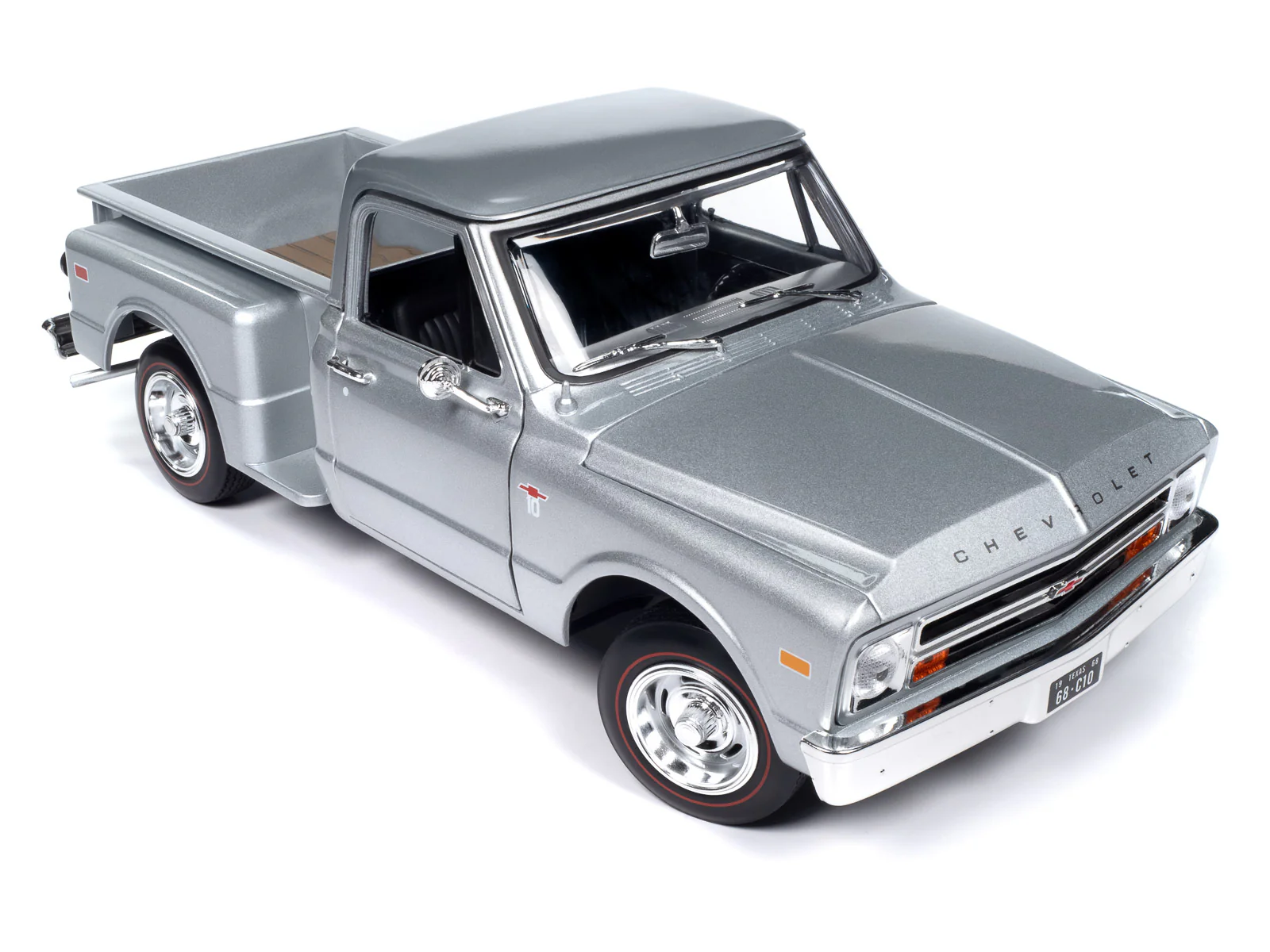 Auto World 1968 Chevy C10 Pickup Stepside 1:18 Scale Diecast - Image 4