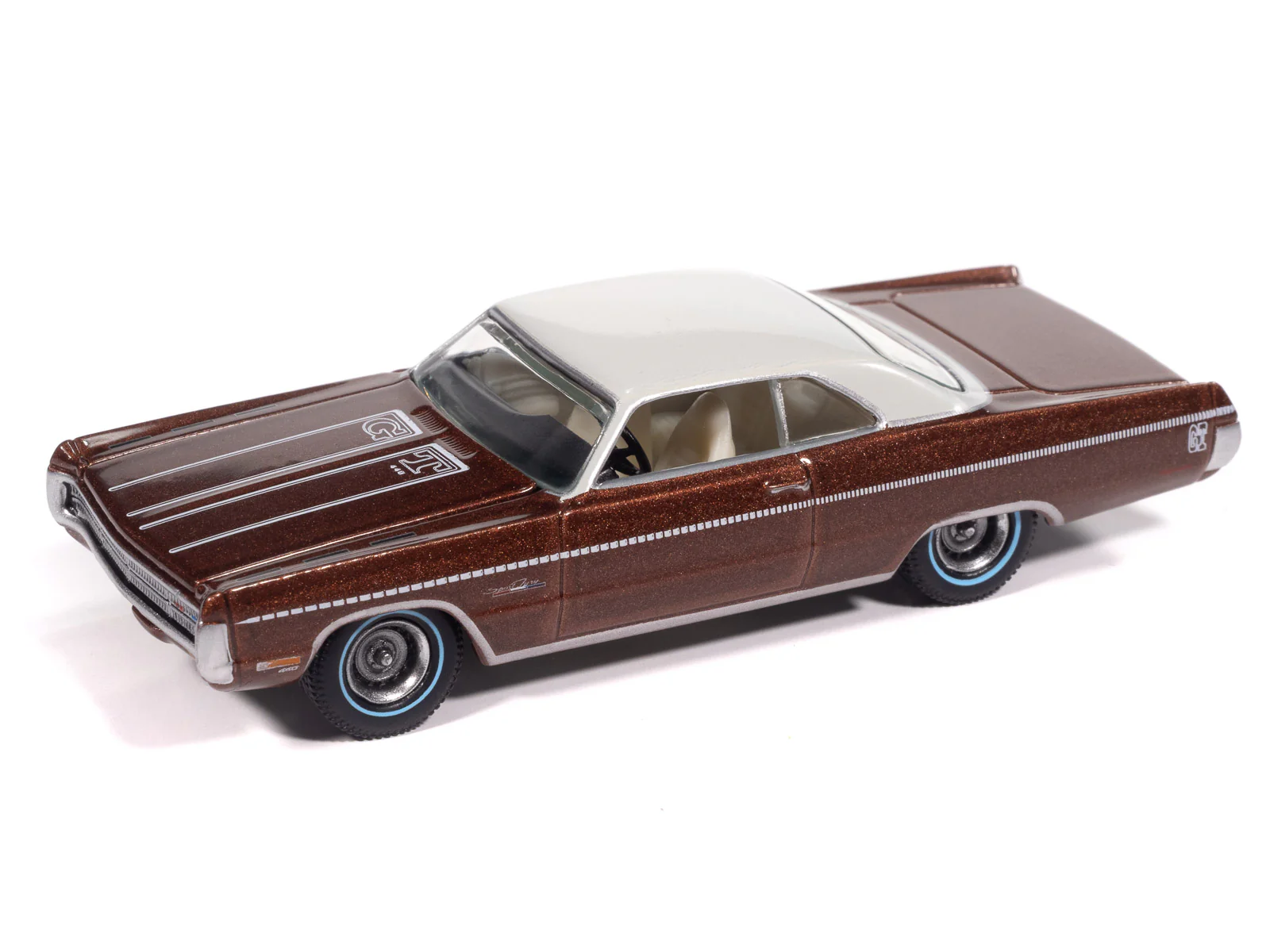 Auto World 1971 Plymouth Sport Fury GT (Autumn Bronze Poly) 1:64 Diecast - Image 2