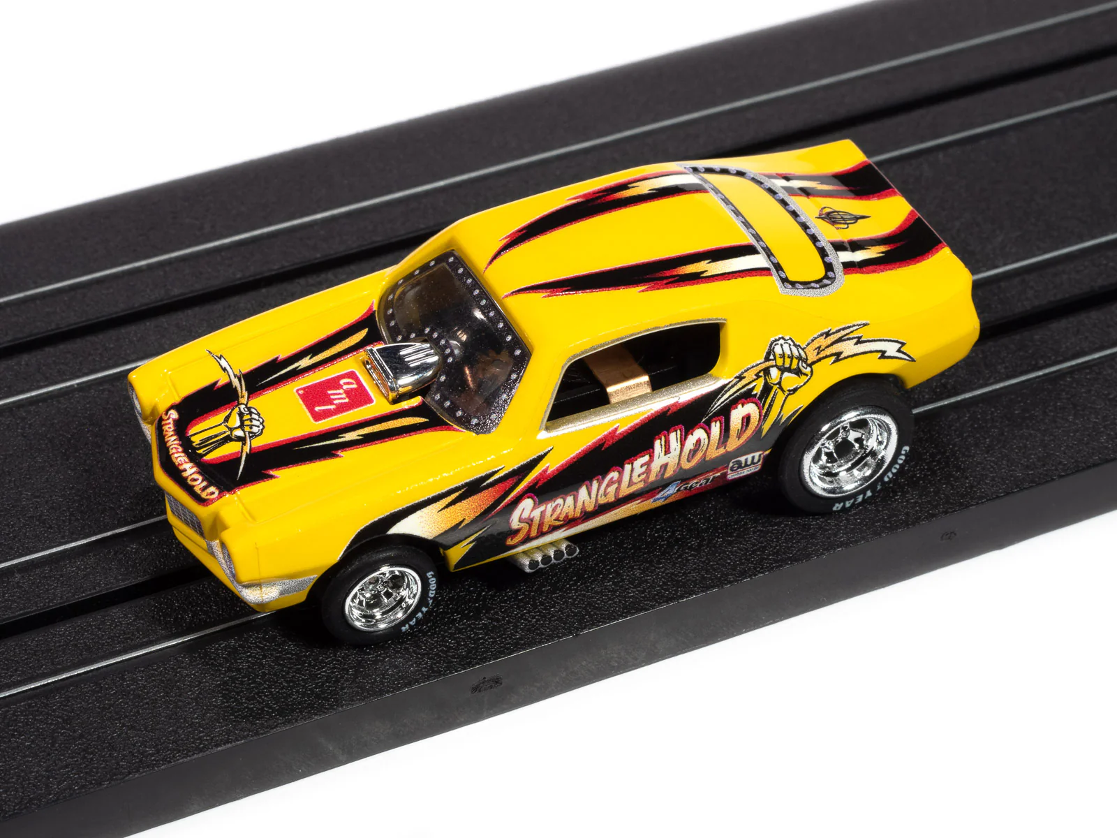 Auto World 4Gear 1970 Chevy Camaro Stranglehold FC (Yellow, Red & Black) HO Scale Slot Car - Image 4