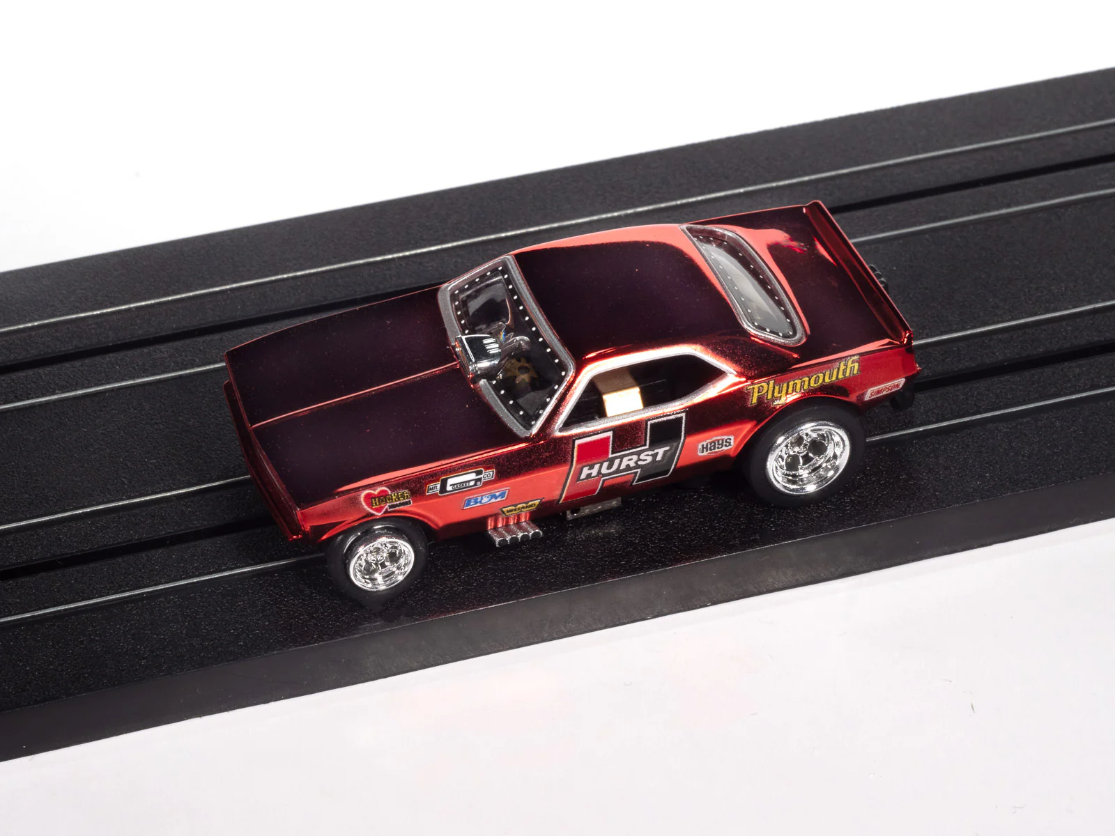 Auto World 4Gear 1970 Plymouth Barracuda Drag Hurst Shifters (Red) HO Scale Slot Car - Image 3