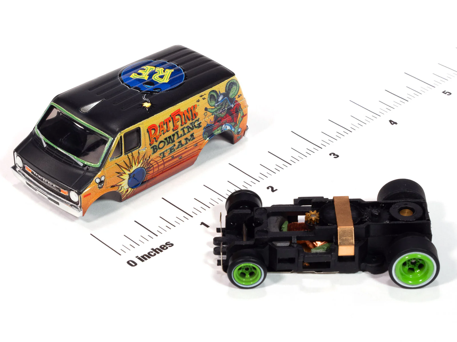 Auto World 4Gear 1977 Dodge Van Rat Fink Flat (Black & Yellow) HO Scale Slot Car - Image 3