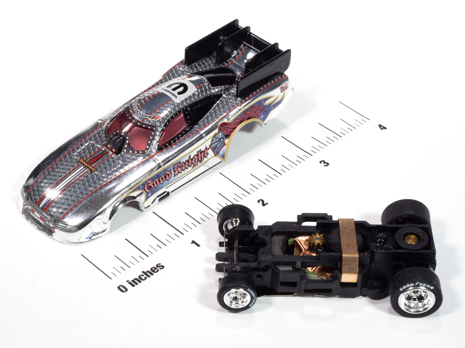 Auto World 4Gear 2022 Dodge Charger Good Knight FC (Silver Chm, Black, White, Blue & Red) HO Scale Slot Car - Image 3