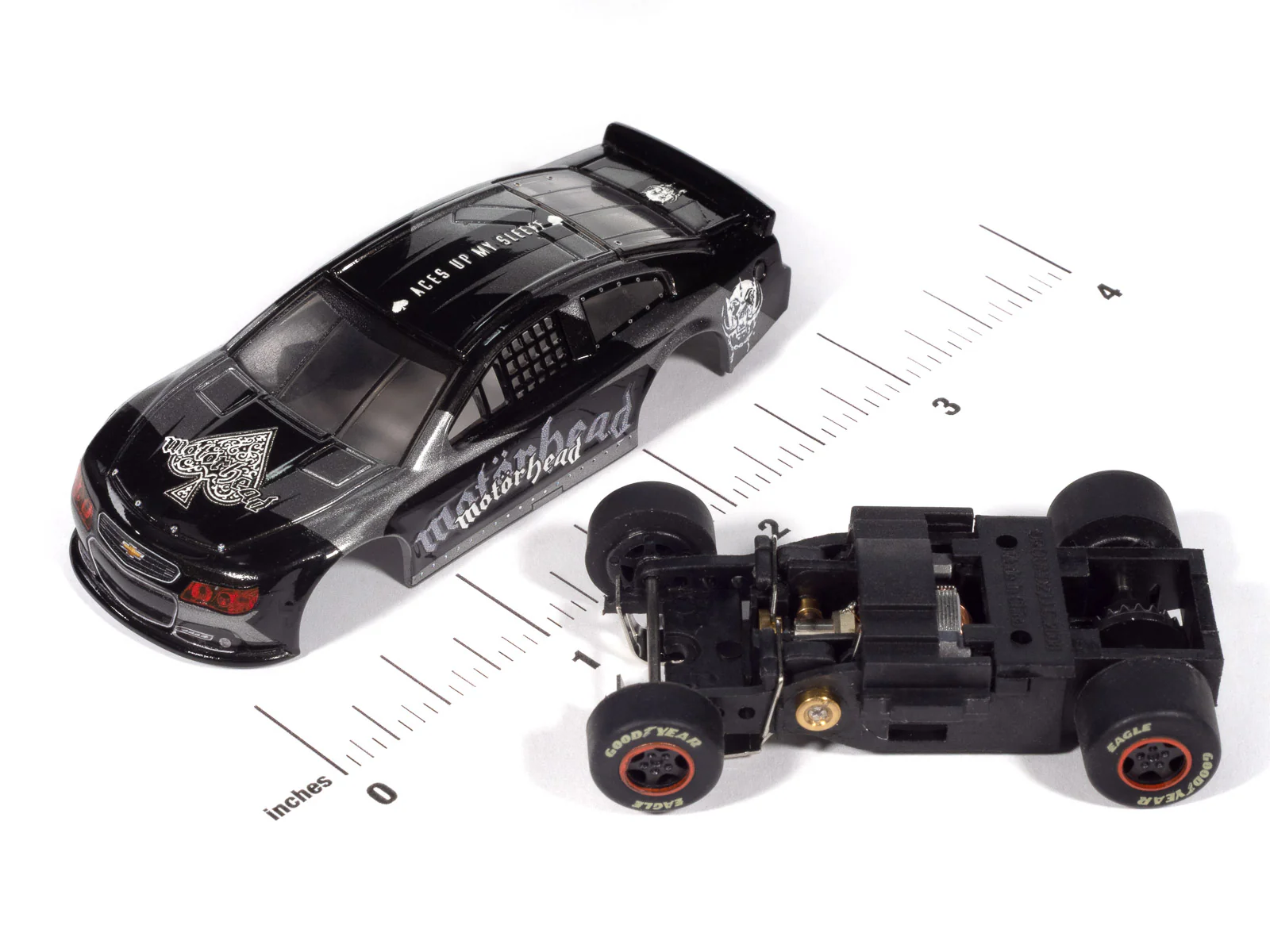 Auto World Super III 2015 Chevy SS Motorhead (Black) HO Scale Slot Car - Image 3