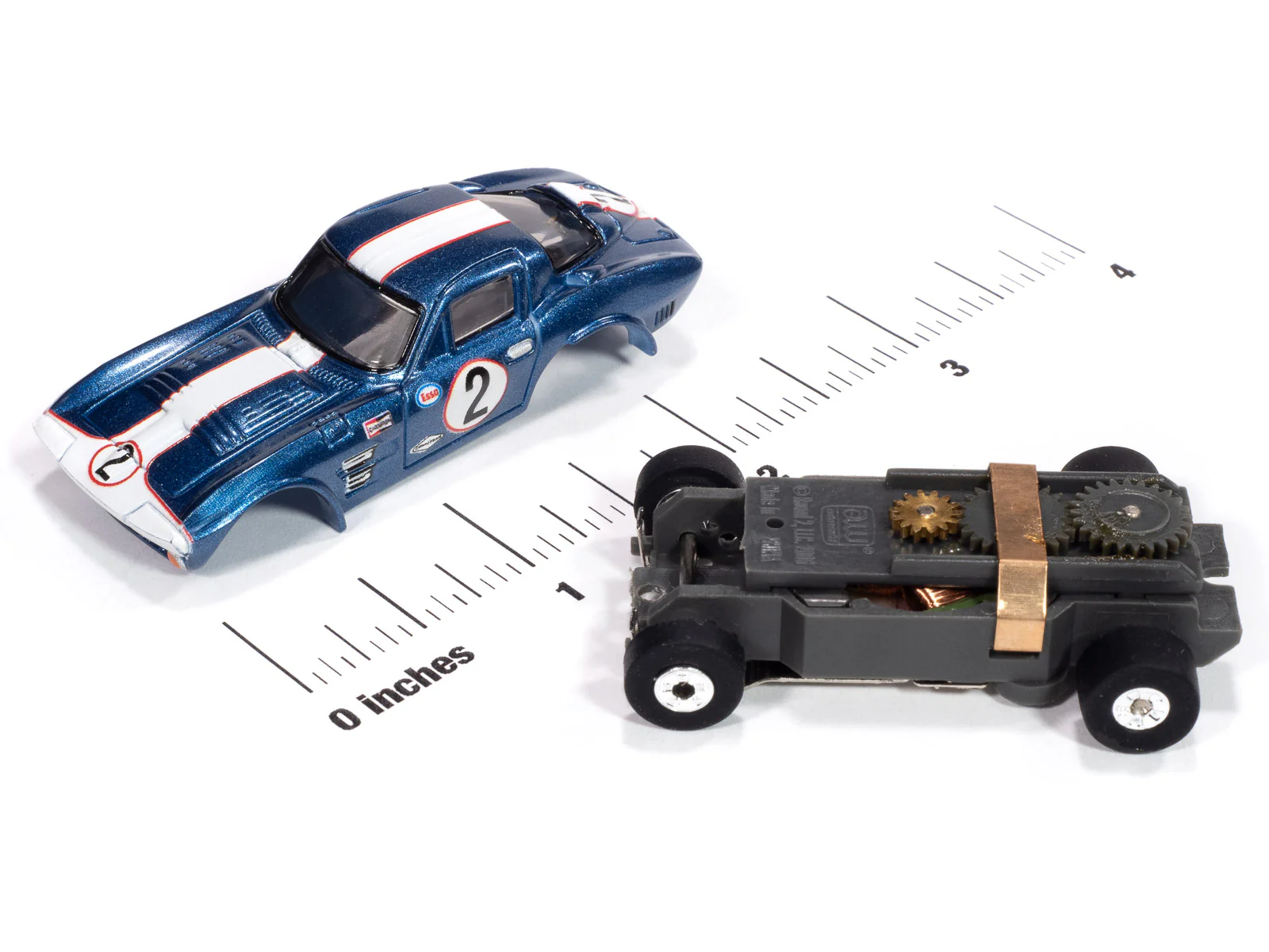 Auto World Thunderjet 1964 Corvette Grand Sport (Blue & White) HO Scale Slot Car - Image 3