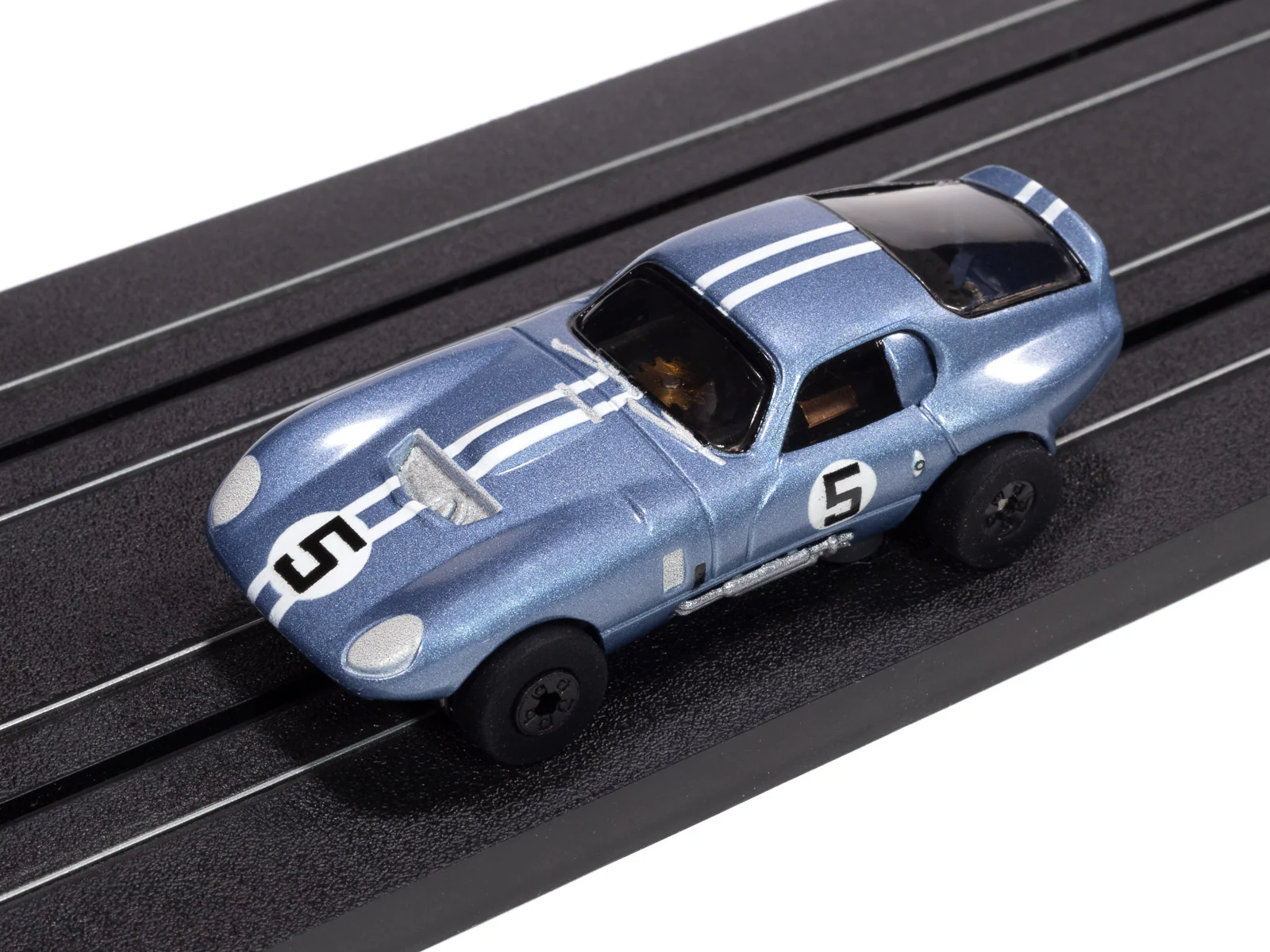 Auto World Thunderjet 1965 Shelby Cobra Daytona Coupe (Metallic Blue) HO Scale Slot Car - Image 4