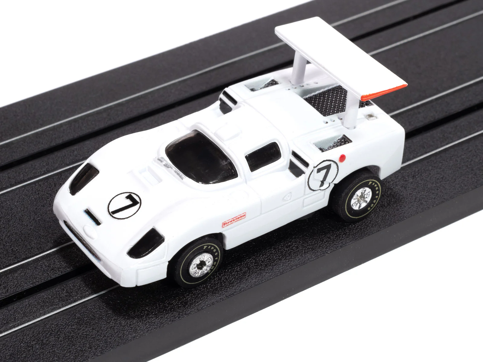 Auto World Thunderjet 1966 Chaparral 2F (White & Black) #7 HO Scale Slot Car - Image 4