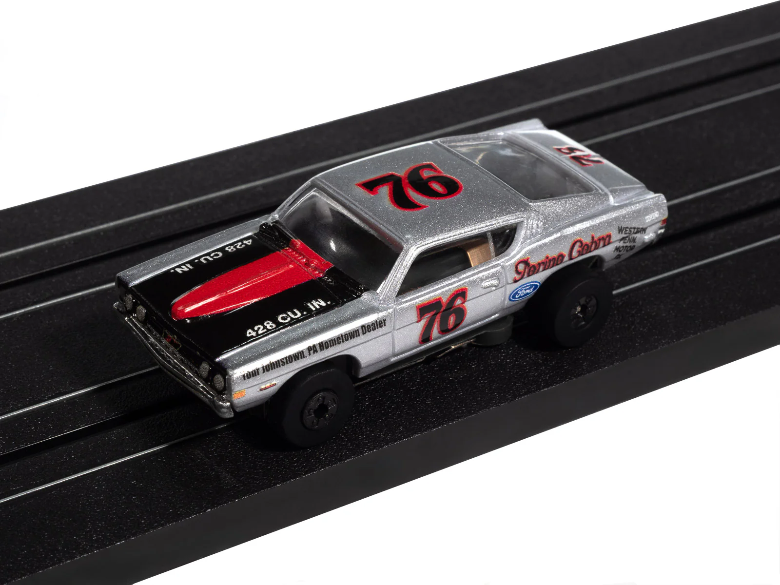 Auto World Thunderjet 1968 Ford Torino (Silver, Black & Red) HO Scale Slot Car - Image 4