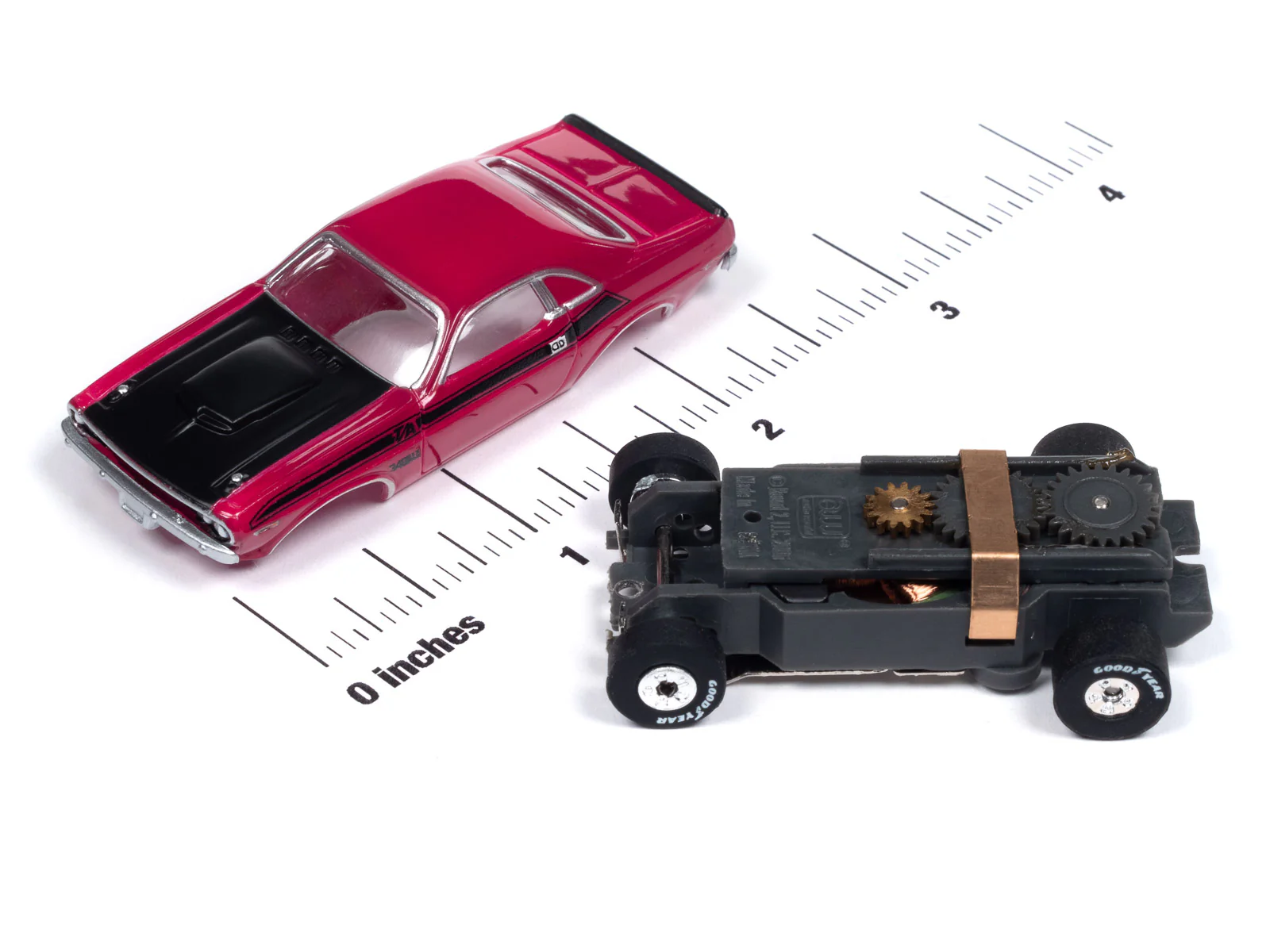 Auto World Thunderjet 1970 Dodge Challenger T/A - Panther Pink HO Scale Slot Car - Image 3