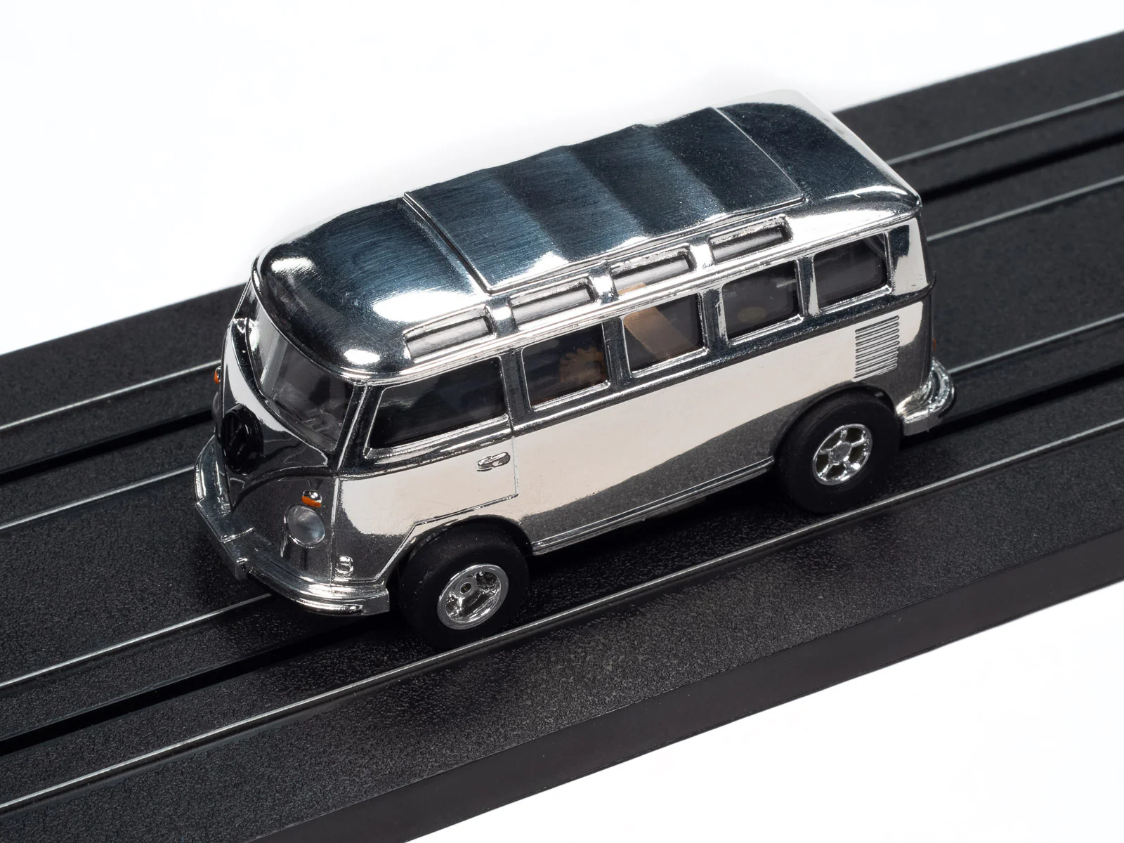 Auto World Xtraction 1965 VW Samba Bus (Chrome) HO Scale Slot Car - Image 4