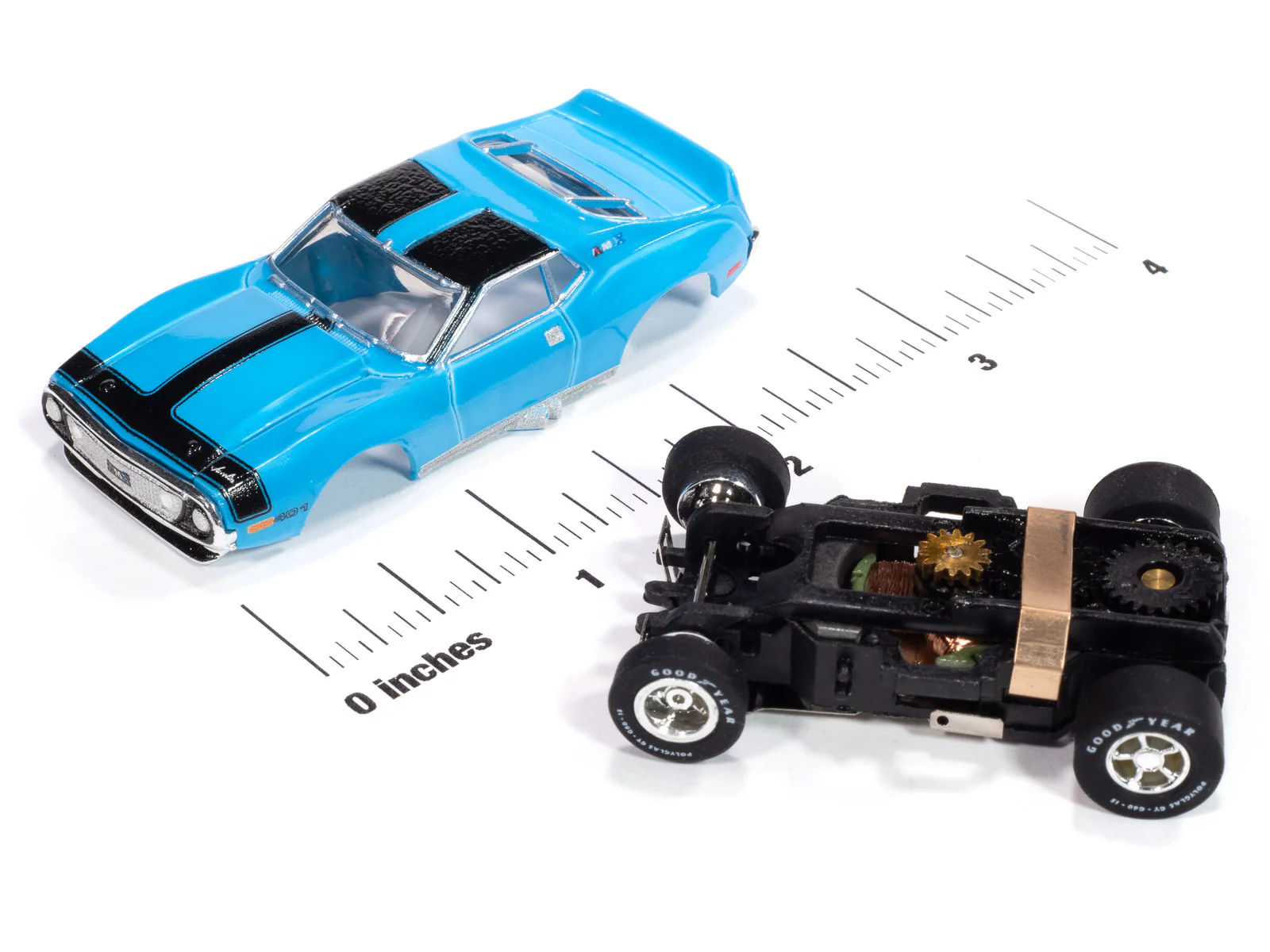 Auto World Xtraction 1971 AMC Javelin (Blue & Black) HO Scale Slot Car - Image 3