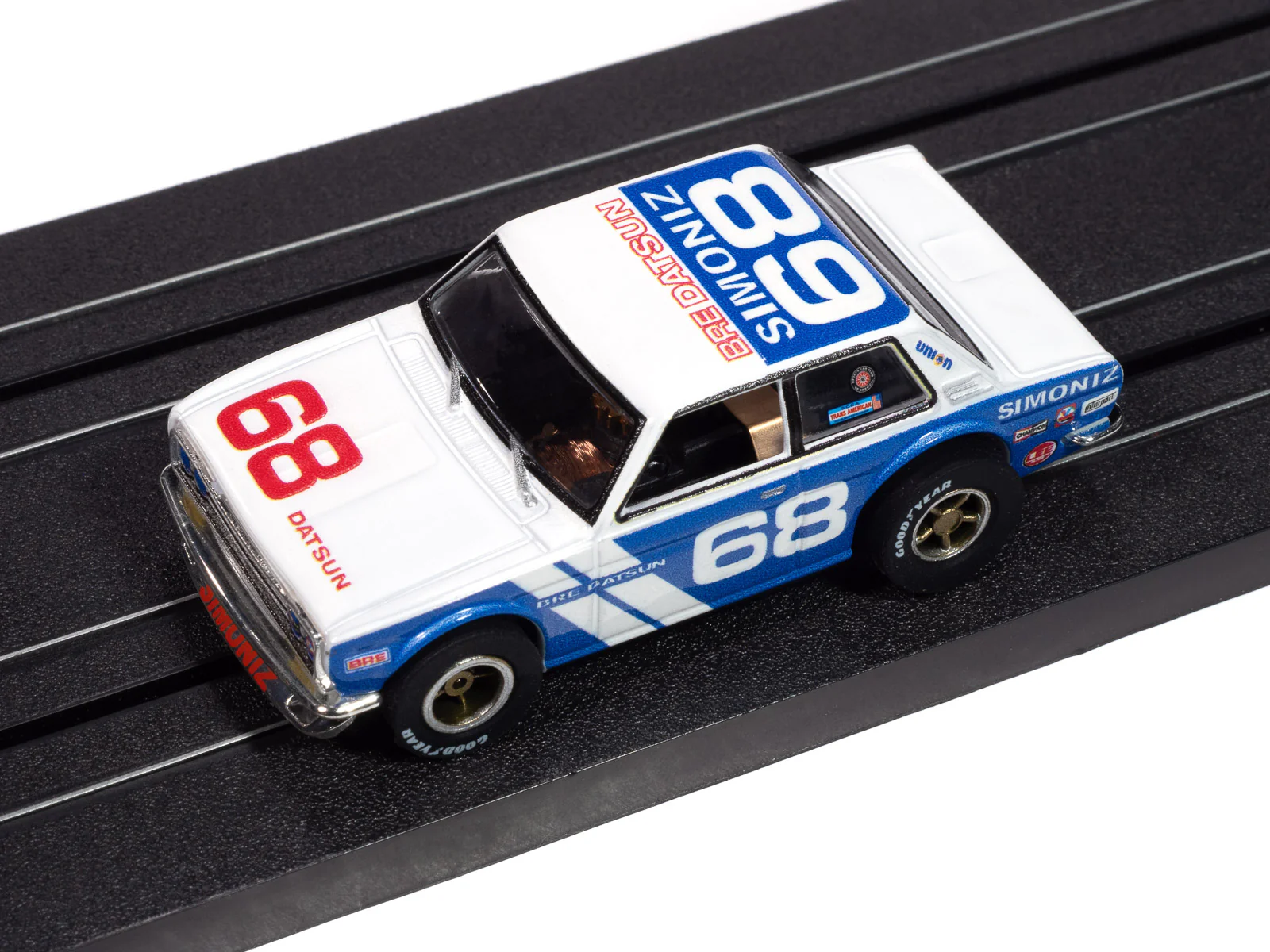 Auto World Xtraction 1972 BRE Datsun 510 Guest Car #68 (White & Blue) HO Scale Slot Car - Image 4