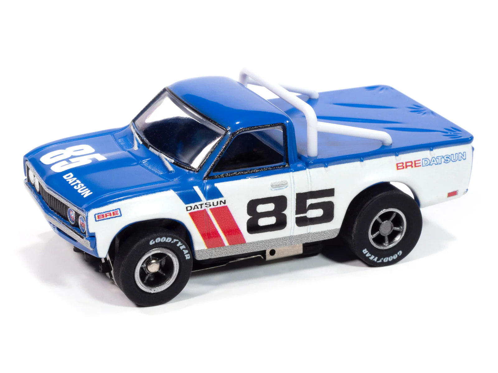 Auto World Xtraction 1972 BRE Datsun 620 Pickup (White & Blue) HO Scale Slot Car - Image 2