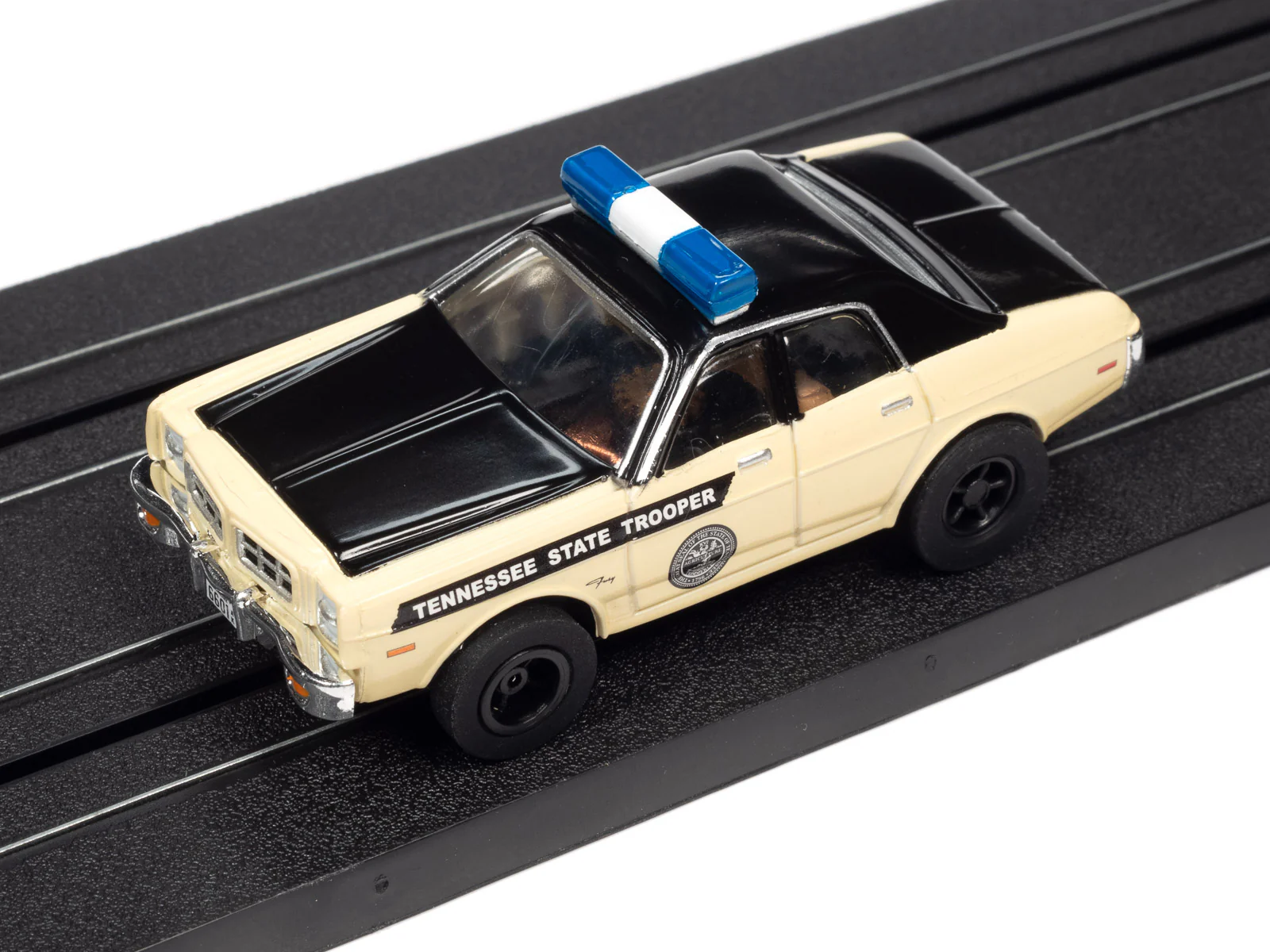 Auto World Xtraction 1978 Plymouth Fury Tennessee State Trooper HO Scale Slot Car - Image 4