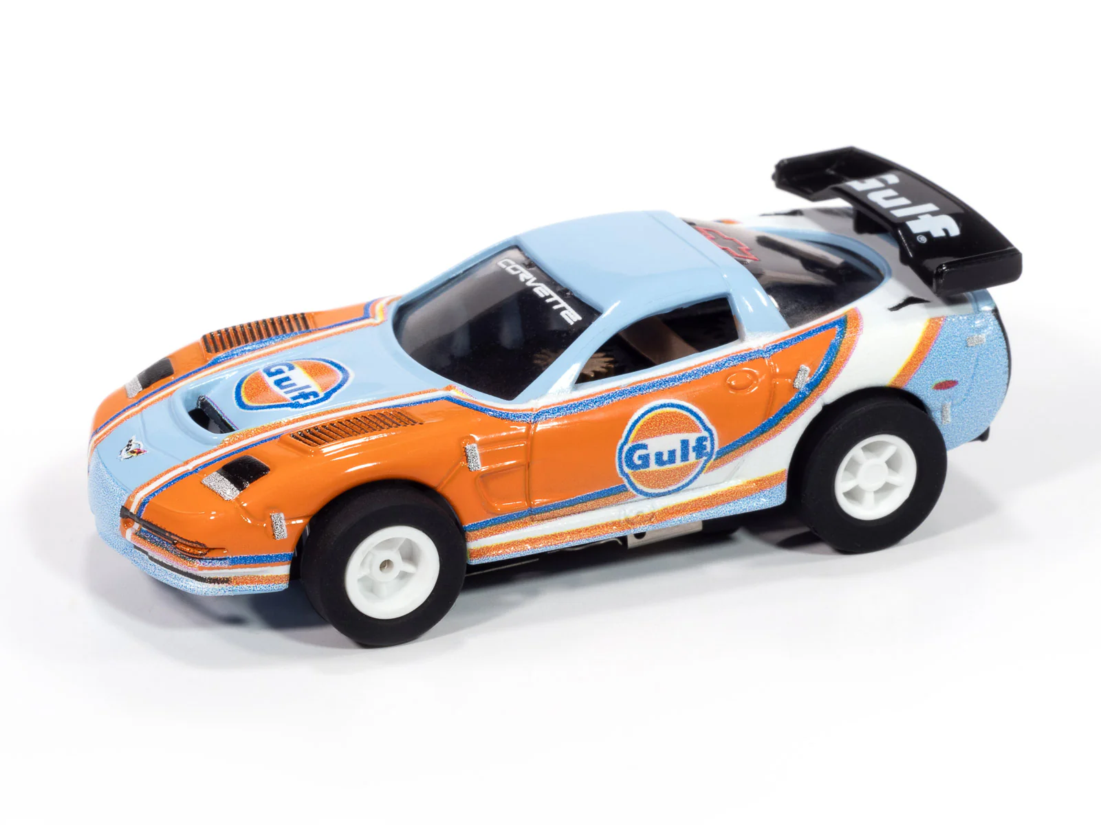 Auto World Xtraction 2004 Chevy Corvette C5R (Gulf Orange & Blue Gulf livery) HO Scale Slot Car - Image 2