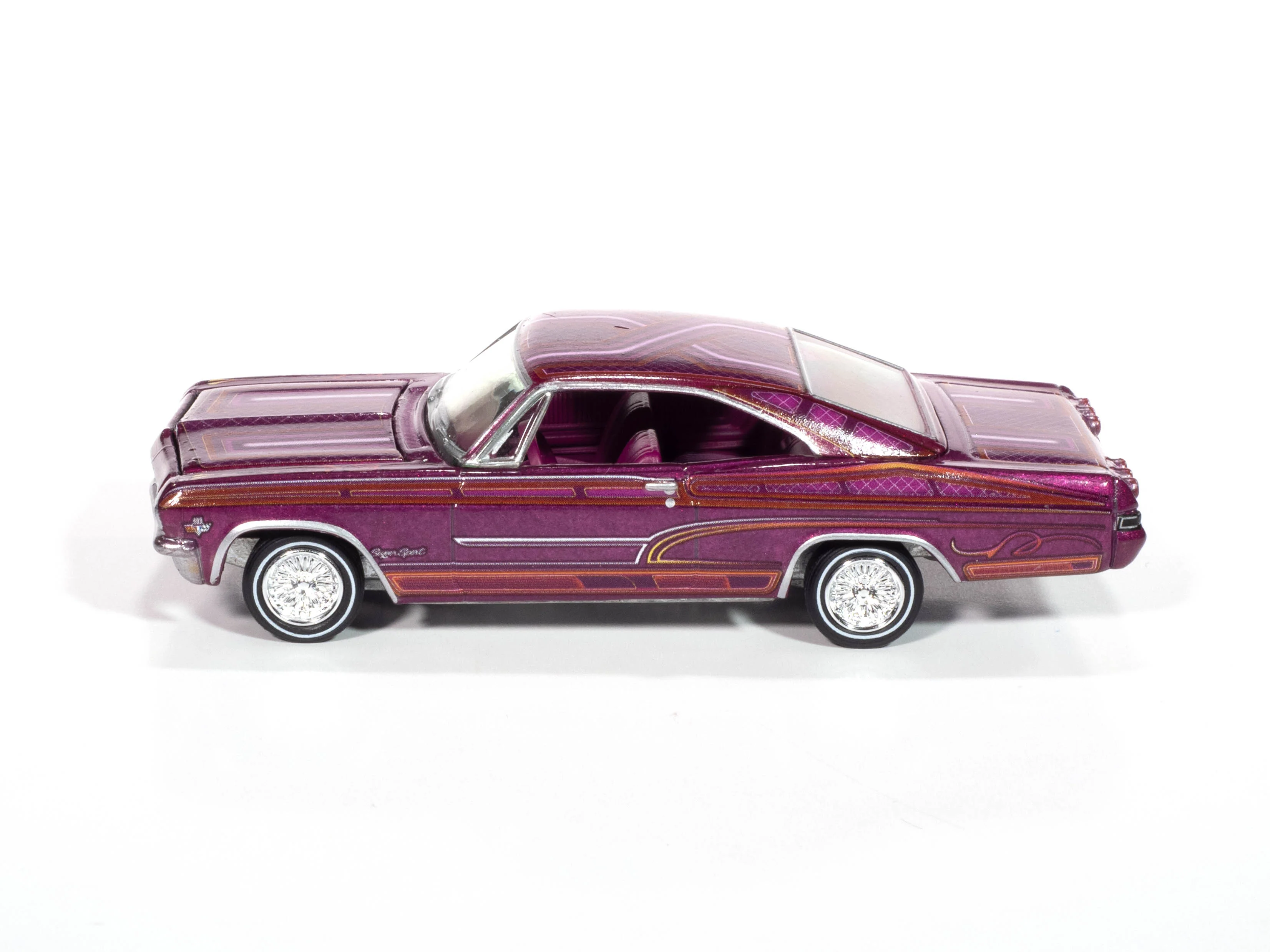 Johnny Lightning 1965 Chevy Impala SS Lowrider (Perfect Metallic Purple) (Auto World Store Exclusive) 1:64 Diecast - Image 5