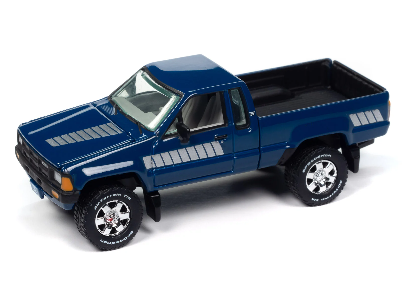 Johnny Lightning 1985 Toyota SR5 Pickup w/Malibu Speed Boat 1:64 Diecast - Image 3