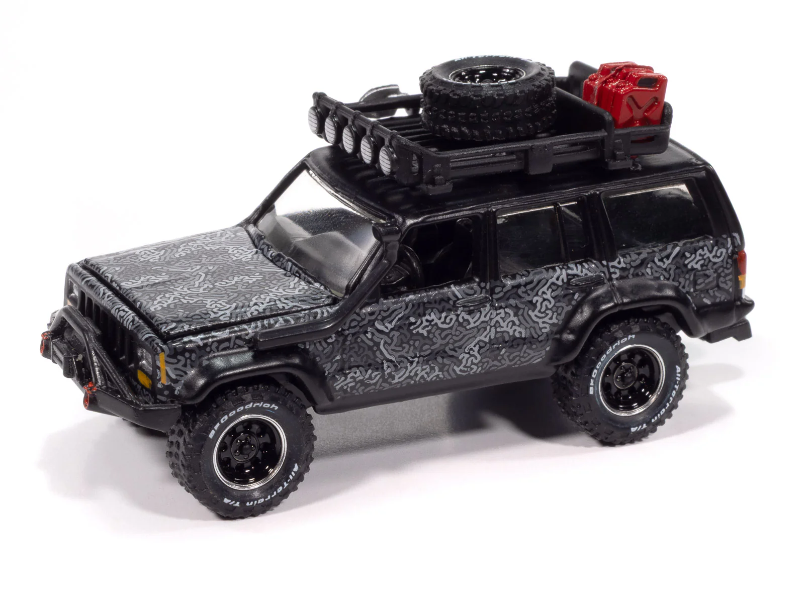 Johnny Lightning Jeep Cherokee XJ w/Tow Dolly 1:64 Diecast - Image 3