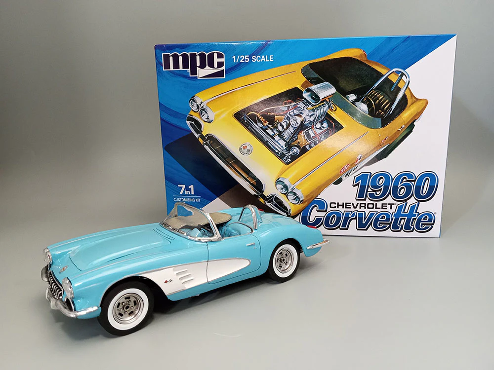 MPC 1960 Chevy Corvette 7-in-1 1:25 Scale Model Kit - Image 2