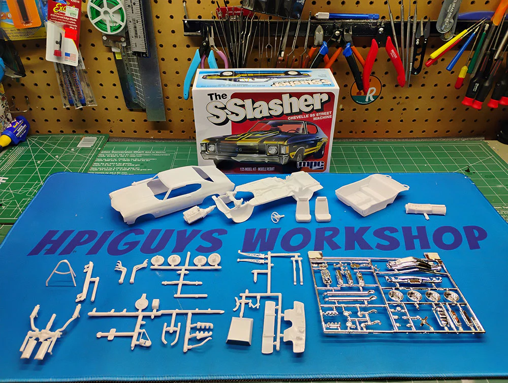MPC 1972 Chevelle SS 454 1:25 Scale Model Kit - Image 5